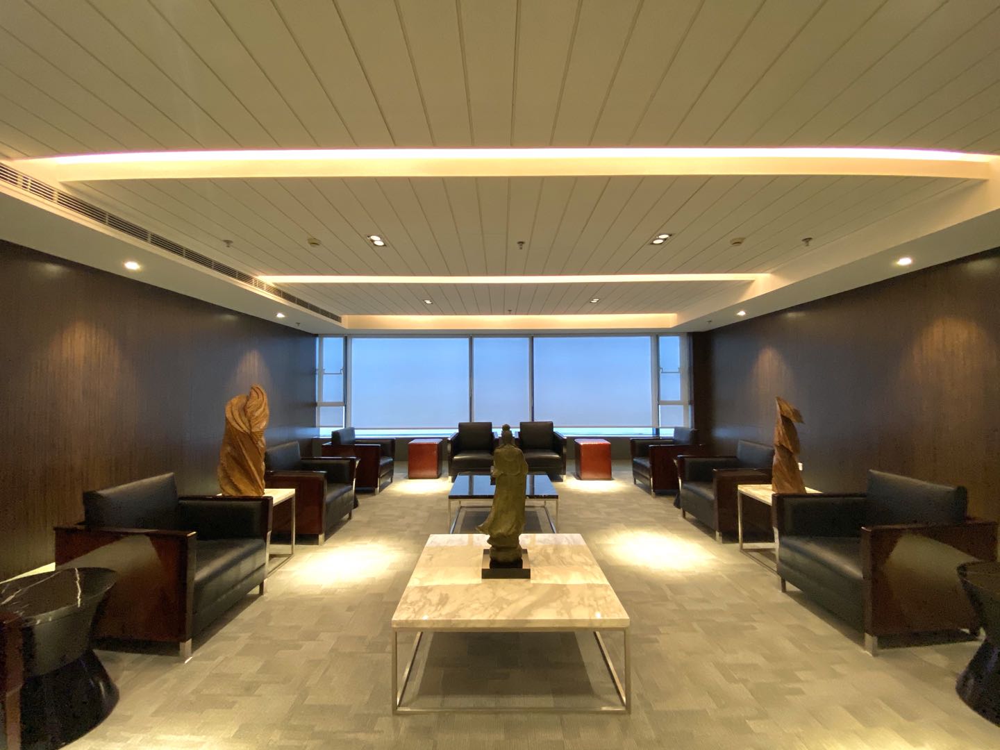 成为上海市台湾同胞投资企业协会成员，发挥自身资源优势，大力支持两岸交流与交往活动； 获赠星云大师亲笔书写的一笔字“竞衡”，这是对集团在文化推广、社会进步推动方面所做努力的最好嘉奖！